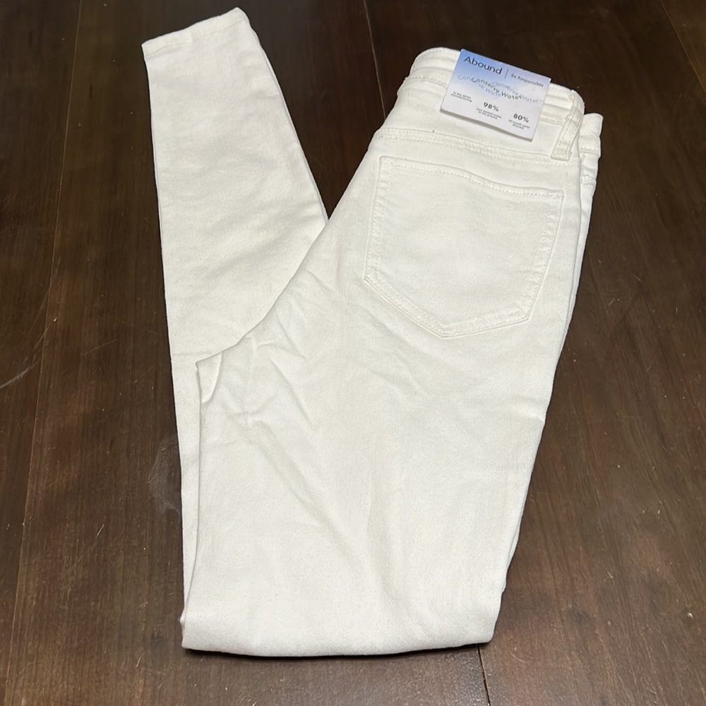 Abound High Rise Skinny Jeans - Picture 3 of 11